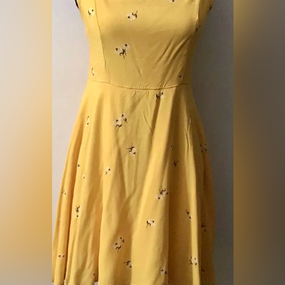 NWT Old Navy Cami Dress yellow floral fully lined - Picture 3 of 6